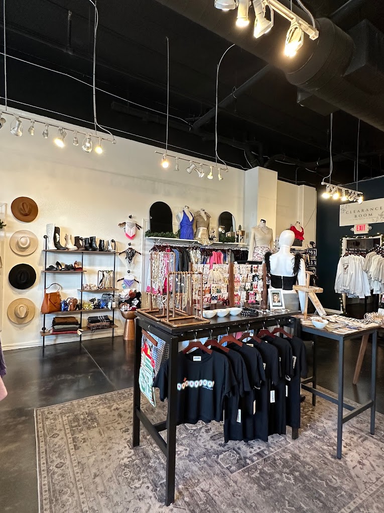 Discover the best shopping areas in Nashville, from trendy boutiques in The Gulch to vintage gems in East Nashville. Explore top spots for fashion, home decor, and unique finds in Music City! Nashville Shopping Areas, Shopping In Nashville, East Nashville Shopping, Nashville Shopping Mall, Vintage Shopping Nashville, Antique Shopping In Nashville, Nashville Outfits Shopping, Best Nashville Shopping, Best Boutique Shopping In Nashville, Boutique Shopping In Nashville, Boot Shopping In Nashville