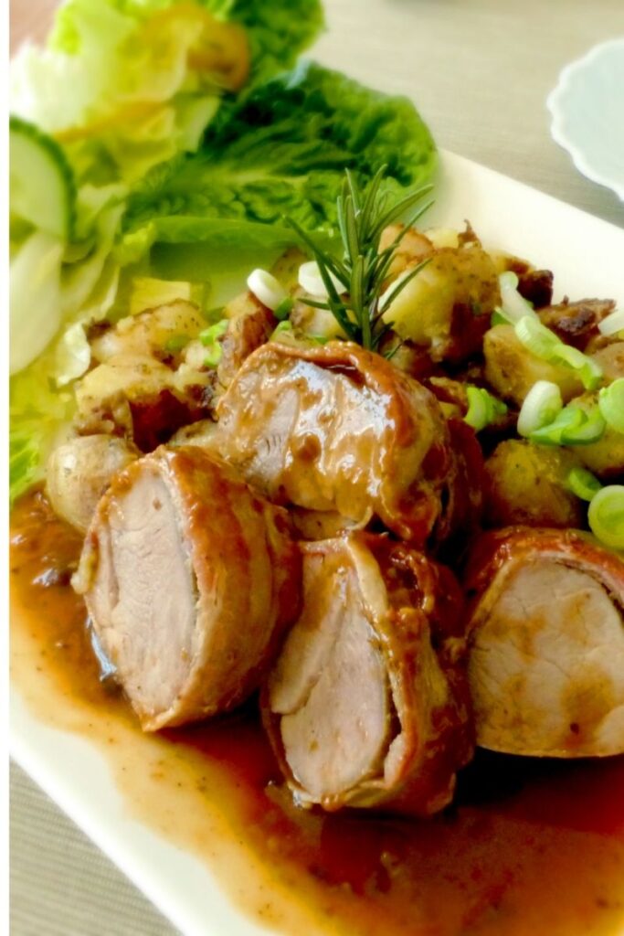 Check out 23 delicious chicken and potato recipes perfect for lunch or dinner! From one-pan wonders to creamy casseroles, these easy meals are packed with flavor and comfort. Chicken And Potatoes Recipes, Chicken And Potatoes In Oven, Chicken Potatoes And Green Beans, Baked Chicken And Potatoes, Chicken Green Beans Potatoes, Roasted Chicken And Potatoes, Chicken And Potatoes Recipes Crockpot, Chicken And Mash Potatoes Recipes, Recipes Easy, Healthy, Potatoes Recipes Air Fryer, Skillet