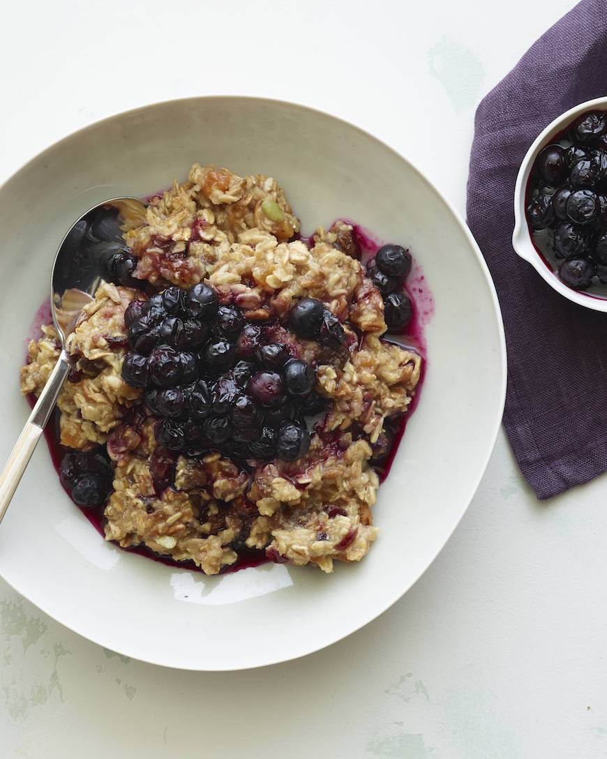 Enjoy 20+ mouthwatering blueberry breakfast recipes, from fluffy pancakes and waffles to smoothies and baked oats. Perfect for busy mornings or weekend treats! Lemon Blueberry Breakfast Recipes, Quick Bread, Vegan Blueberry Breakfast Recipes, Blueberry Cast Iron Skillet Recipes Breakfast, Breakfast Blueberry Muffins Recipes, Paleo Blueberry Recipes Breakfast Ideas, Frozen Blueberry Recipes Easy Breakfast, Blueberry Oatmeal Bars Healthy, Blueberry Oats Recipes Breakfast