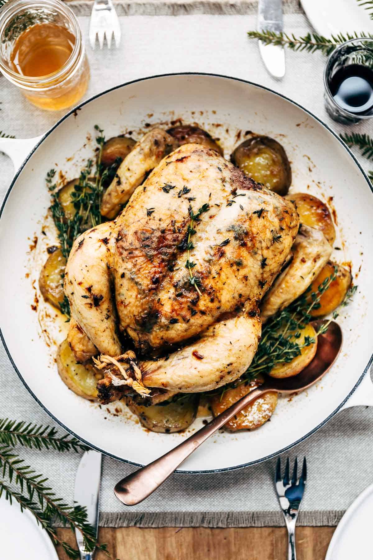 Check out 23 delicious chicken and potato recipes perfect for lunch or dinner! From one-pan wonders to creamy casseroles, these easy meals are packed with flavor and comfort. Chicken And Potatoes Recipes, Chicken And Potatoes In Oven, Chicken Potatoes And Green Beans, Baked Chicken And Potatoes, Chicken Green Beans Potatoes, Roasted Chicken And Potatoes, Chicken And Potatoes Recipes Crockpot, Chicken And Mash Potatoes Recipes, Recipes Easy, Healthy, Potatoes Recipes Air Fryer, Skillet