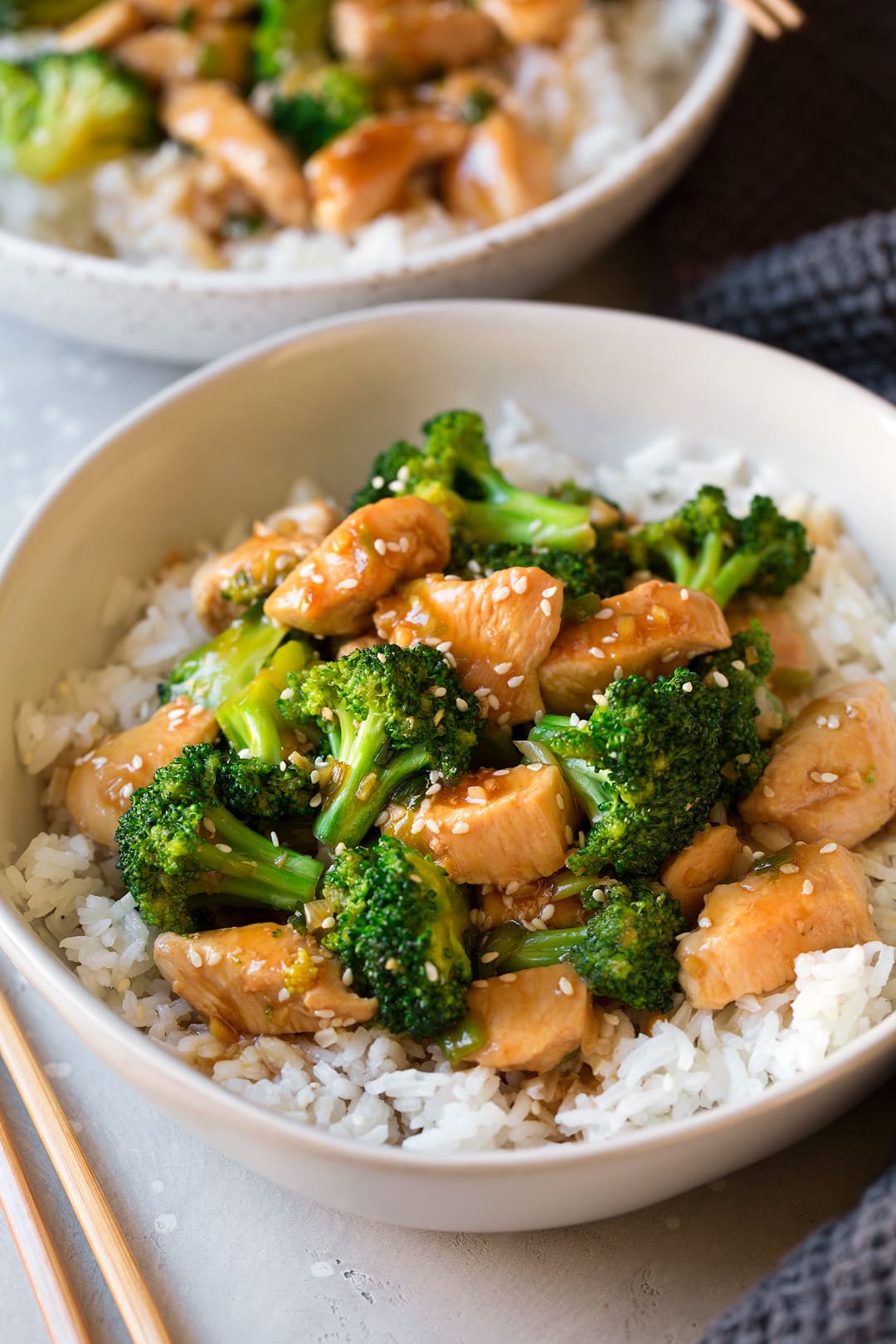 Try these 15 delicious chicken and broccoli recipes perfect for lunch or dinner! From stir-fries to casseroles, these easy meals are healthy, flavorful, and family-friendly. Chicken And Broccoli Recipes, Chicken And Broccoli Recipes Dairy Free, Healthy Chicken Broccoli Recipes Quick, Chicken And Broccoli Recipes Rice, Recipes Teriyaki, Recipes Using Broccoli And Chicken, Broccoli Zucchini Chicken Recipes, Air Fryer, Recipes Baked, Dutch Oven, Honey, No Cheese, Stir Fry, Paleo, With Rice