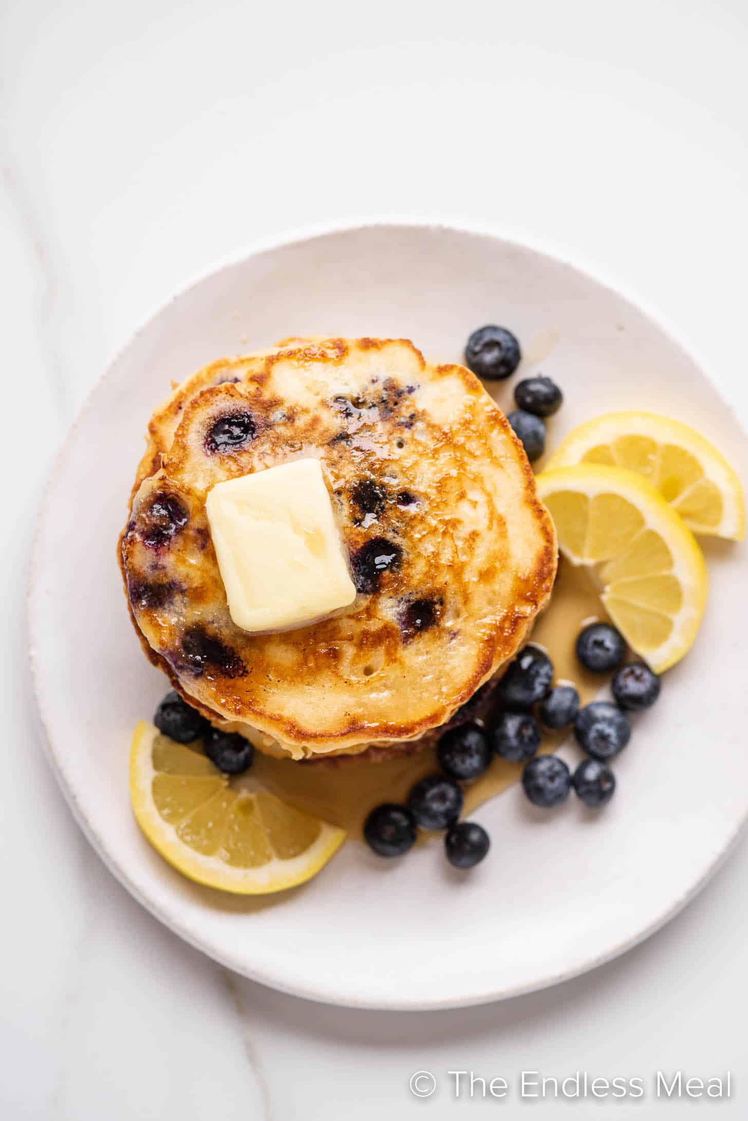 Enjoy 20+ mouthwatering blueberry breakfast recipes, from fluffy pancakes and waffles to smoothies and baked oats. Perfect for busy mornings or weekend treats! Lemon Blueberry Breakfast Recipes, Quick Bread, Vegan Blueberry Breakfast Recipes, Blueberry Cast Iron Skillet Recipes Breakfast, Breakfast Blueberry Muffins Recipes, Paleo Blueberry Recipes Breakfast Ideas, Frozen Blueberry Recipes Easy Breakfast, Blueberry Oatmeal Bars Healthy, Blueberry Oats Recipes Breakfast