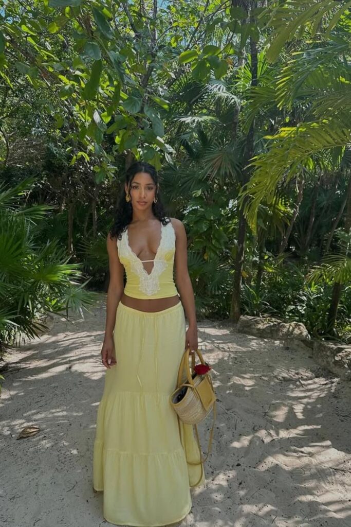 Planning a trip to Mauritius? Get inspired with these stylish Mauritius outfit ideas perfect for beach days, brunch, exploring, and evening dinners. From breezy maxi dresses to chic resort wear, discover what to pack for a fashionable island getaway! Mauritius Dinner Outfits, Mauritius Outfits Aesthetic, Mauritius Outfits Summer, Honeymoon Outfits Mauritius, Mauritius Outfits Style, Island Vacation Outfits Mauritius, Outfits To Wear In Mauritius, Modest, Mauritius Travel Outfits