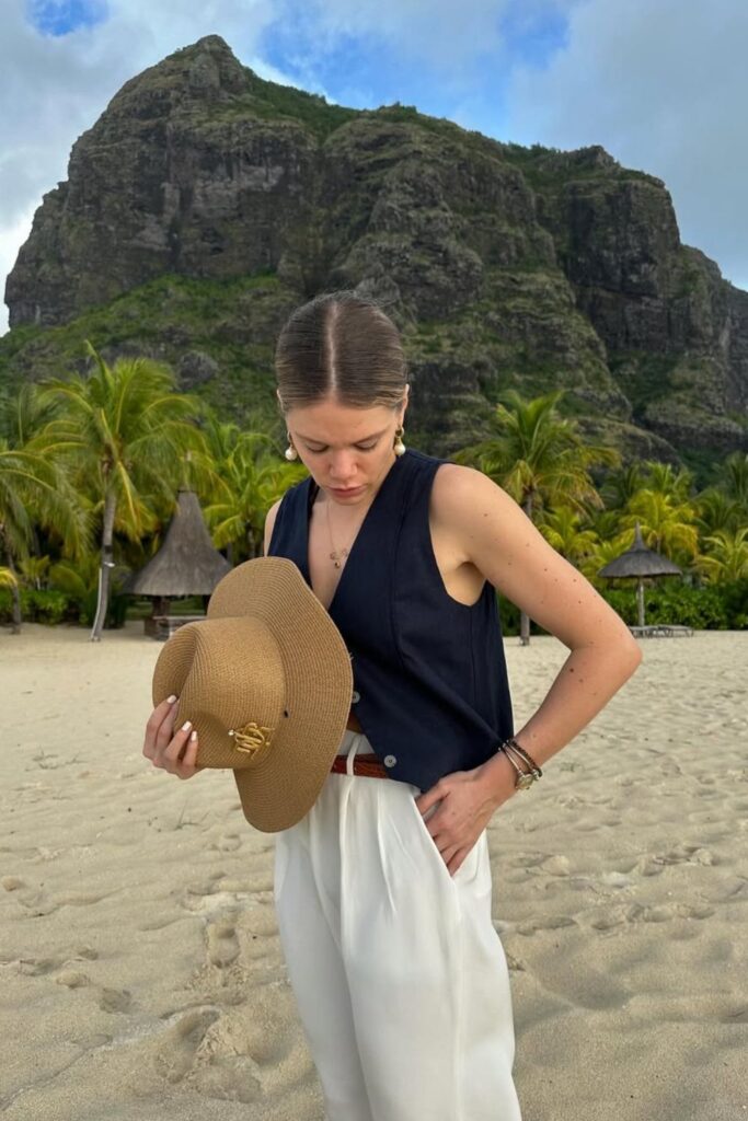 Planning a trip to Mauritius? Get inspired with these stylish Mauritius outfit ideas perfect for beach days, brunch, exploring, and evening dinners. From breezy maxi dresses to chic resort wear, discover what to pack for a fashionable island getaway! Mauritius Dinner Outfits, Mauritius Outfits Aesthetic, Mauritius Outfits Summer, Honeymoon Outfits Mauritius, Mauritius Outfits Style, Island Vacation Outfits Mauritius, Outfits To Wear In Mauritius, Modest, Mauritius Travel Outfits