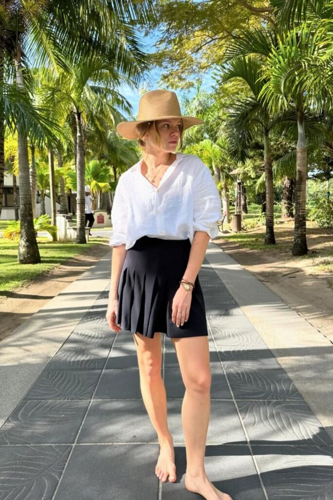 Planning a trip to Mauritius? Get inspired with these stylish Mauritius outfit ideas perfect for beach days, brunch, exploring, and evening dinners. From breezy maxi dresses to chic resort wear, discover what to pack for a fashionable island getaway! Mauritius Dinner Outfits, Mauritius Outfits Aesthetic, Mauritius Outfits Summer, Honeymoon Outfits Mauritius, Mauritius Outfits Style, Island Vacation Outfits Mauritius, Outfits To Wear In Mauritius, Modest, Mauritius Travel Outfits