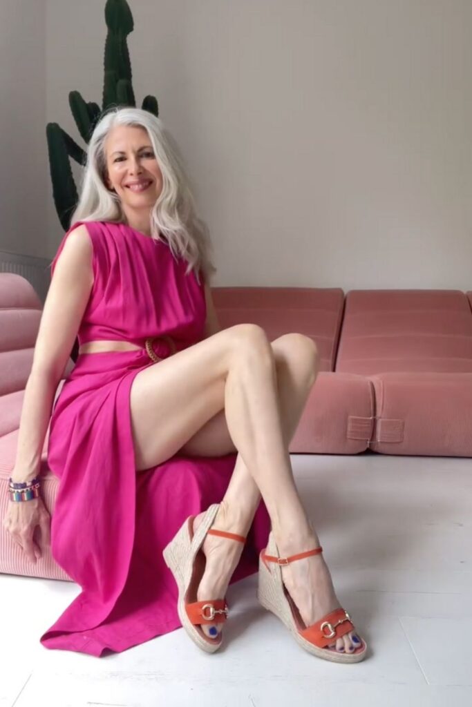 Looking for stylish ways to wear espadrilles? Discover 26 chic espadrille outfit ideas perfect for brunch, travel, exploring, and everyday summer style. Espadrille Flats Outfit, Espadrille Wedges Outfit, Espadrille Sneakers, Chanel Espadrille, Espadrille Heels Outfit, Espadrille Shoes Outfit, Espadrille Dress Outfit, Espadrille Outfits Women, Espadrille Outfit Spring, Espadrille Wedges And Jeans Outfit, Espadrille And Dress Outfit, Outfit Avec Espadrille, Black Wedge Espadrille Outfit