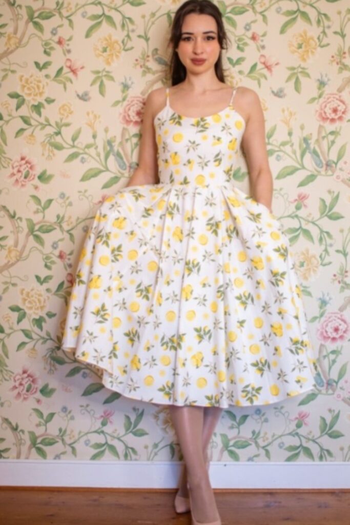 Refresh your wardrobe with floral dress outfits—pretty, versatile looks perfect for spring, summer, and everything in between.