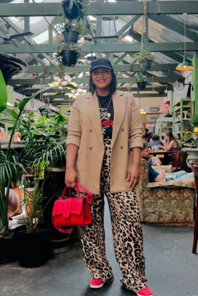 Make a bold statement with a leopard print pants outfit—fun, stylish looks perfect for day-to-night dressing and standout street style. Leopard Print Pants Outfit Street Style, Leopard Print Pants Outfits, Leopard Print Pants Outfit Classy, Leopard Print Wide Leg Pants Outfit, How To Wear Leopard Print Pants