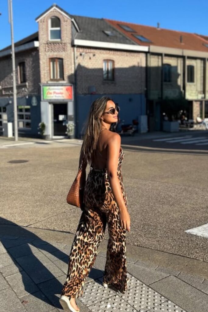 Make a bold statement with a leopard print pants outfit—fun, stylish looks perfect for day-to-night dressing and standout street style. Leopard Print Pants Outfit Street Style, Leopard Print Pants Outfits, Leopard Print Pants Outfit Classy, Leopard Print Wide Leg Pants Outfit, How To Wear Leopard Print Pants