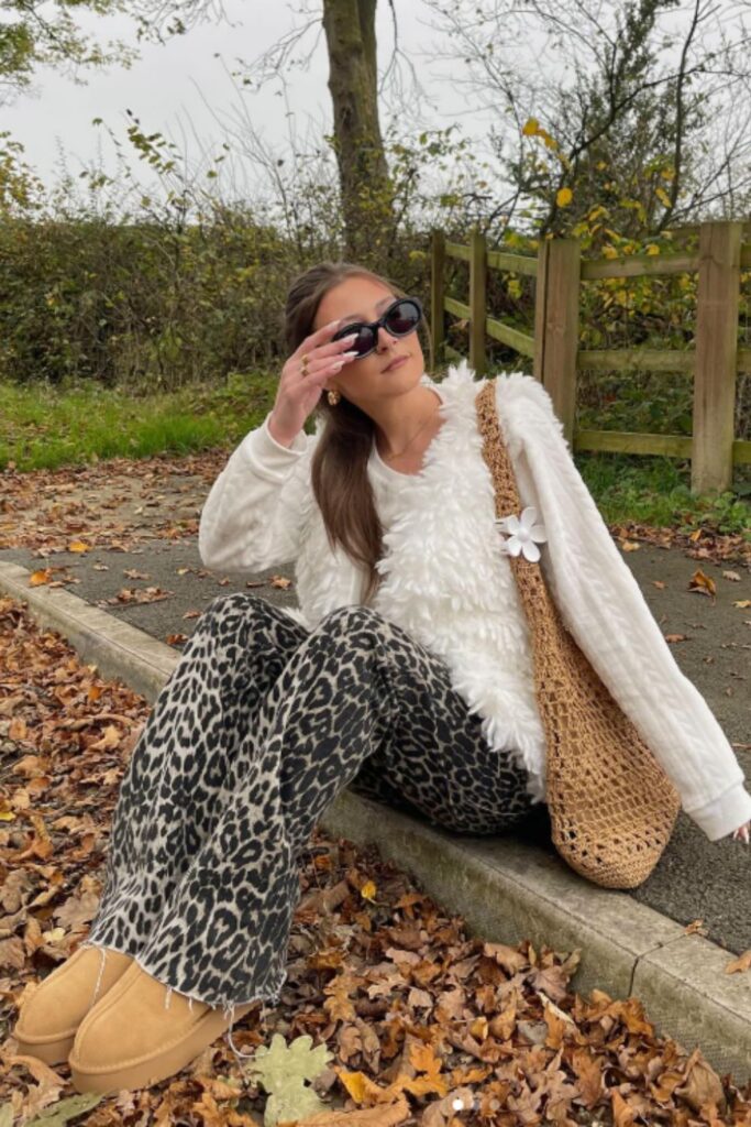 Make a bold statement with a leopard print pants outfit—fun, stylish looks perfect for day-to-night dressing and standout street style. Leopard Print Pants Outfit Street Style, Leopard Print Pants Outfits, Leopard Print Pants Outfit Classy, Leopard Print Wide Leg Pants Outfit, How To Wear Leopard Print Pants