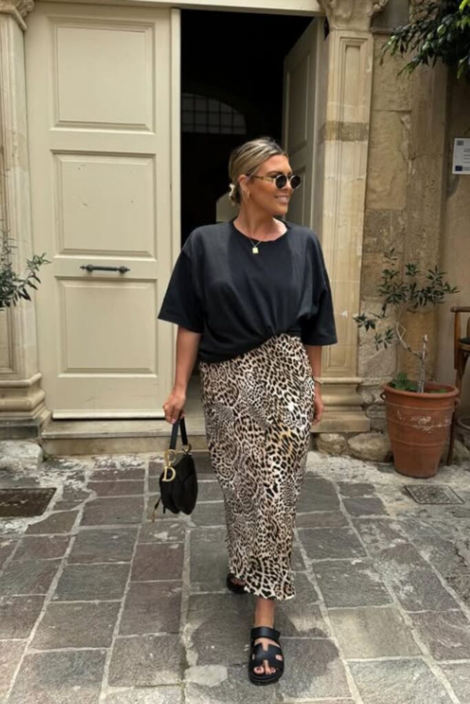 Elevate your wardrobe with chic leopard skirt outfit ideas perfect for brunch, work, travel, and everyday style. Get inspired by bold prints and effortless pairings. Leopard Skirt Outfit, Leopard Print Skirt Outfit, Leopard Mini Skirt Outfit, Leopard Maxi Skirt Outfit, Leopard Midi Skirt Outfit, Short Leopard Skirt Outfit, Leopard Print Mini Skirt Outfit, Leopard Satin Skirt Outfit, Leopard Print Maxi Skirt