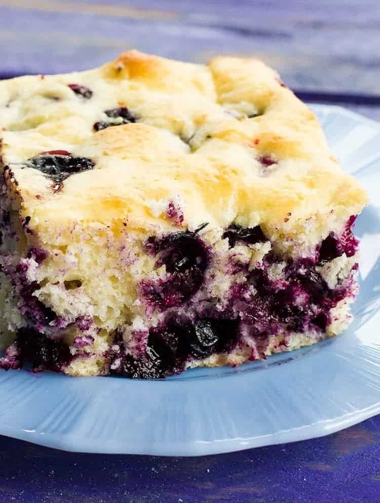 Discover 25 irresistible blueberry cake recipes, from classic coffee cakes to zesty lemon-blueberry delights. Perfect for every occasion, these easy and delicious cakes will satisfy your sweet tooth! Blueberry Cake Recipes, Blueberry Cake Recipes, Blueberry Cake Recipes Easy, Lemon Blueberry Angel Food Cake Recipes, Blueberry Zucchini Cake Recipes, Blueberry Cake Recipes Homemade, Blueberry Layer Cake Recipes