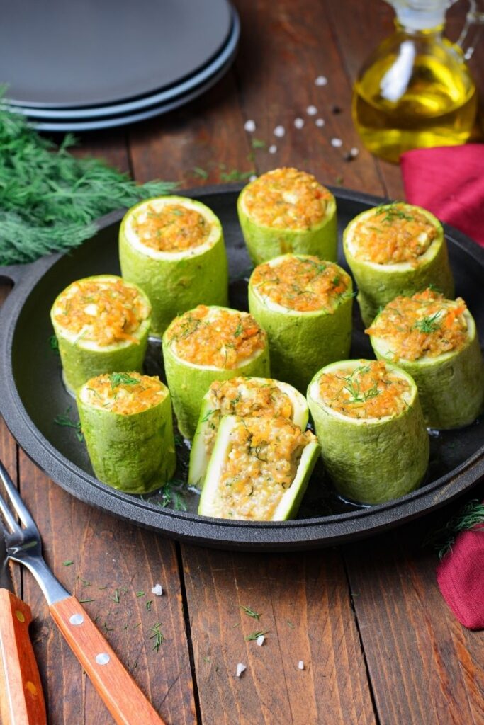 Discover 21 delicious zucchini recipes perfect for lunch or dinner! From crispy chips to hearty casseroles, these easy and flavorful dishes will make zucchini the star of your meals. Zucchini Recipes Healthy, Zucchini Recipes Air Fryer, Zucchini Bread Recipes, Zucchini Recipes Dinner, Zucchini Recipes Vegan, Squash And Zucchini Recipes, Chicken And Zucchini Recipes, Easy Zucchini Recipes, Vegan Zucchini Recipes, Roasted Zucchini Recipes, Zucchini Noodle Recipes, Zucchini Boat Recipes
