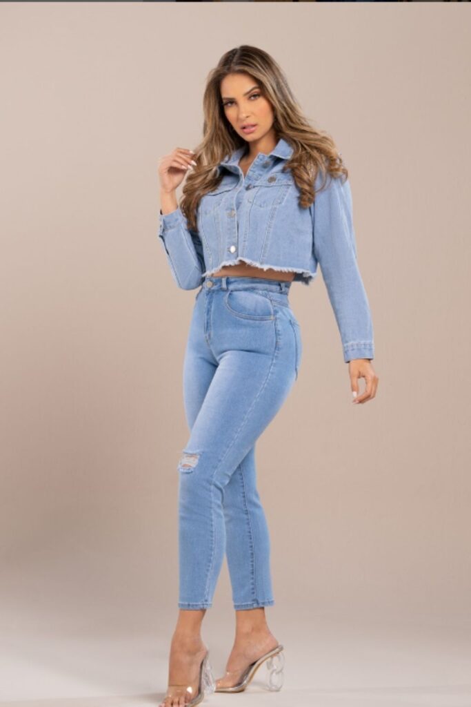 Rock the double denim trend with stylish outfit ideas—think classic blue-on-blue, edgy layers, and fresh takes on this timeless look. Double Denim Outfit Women, Double Denim Looks, double Denim Outfits, Denim Shirt, Denim Skirt, Double Denim Aesthetic