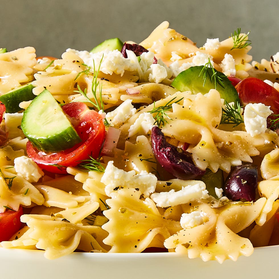 Discover 23 delicious chicken salad recipes perfect for lunch or dinner! From classic to creative, these easy and flavorful salads will keep your meals fresh and exciting. Chicken Salad Recipes Easy, Chicken Salad Recipes For Dinner, Chicken Recipes Healthy, Low Carb, Chicken Salad Recipes Spicy, Chicken Salad Recipes With Grapes, Salad Recipes With Chicken, Grilled Chicken Salad Recipes, Chicken On Salad Recipes, Cold Pasta Salad Recipes, Italian Pasta Salad Recipes, Summer Pasta Salad Recipes