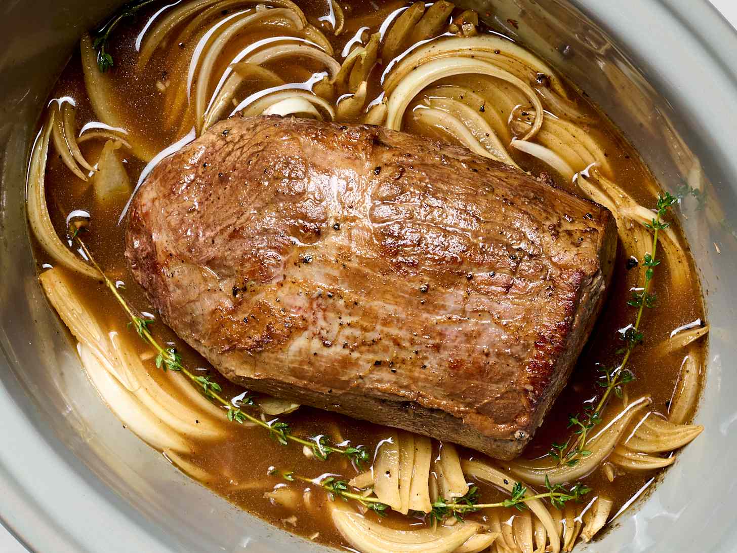 Discover 23 delicious beef recipes perfect for lunch or dinner! From hearty stews to quick stir-fries, these easy and flavorful dishes will elevate your meals.
Beef Recipes Asian, Beef Recipes Dinner, Beef Recipes For Dinner, Beef Recipes Easy, Vegetable Beef Soup Recipes, Recipes With Ground Beef, Recipes Using Ground Beef, Crockpot Beef Recipes, Beef Stir Fry Recipes, Quick And Easy Dinner Recipes With Ground Beef, Low Carb Ground Beef Recipes, Beef Brisket Recipes, Stew Beef Recipes