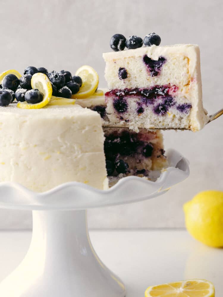 Discover 25 irresistible blueberry cake recipes, from classic coffee cakes to zesty lemon-blueberry delights. Perfect for every occasion, these easy and delicious cakes will satisfy your sweet tooth! Blueberry Cake Recipes, Blueberry Cake Recipes, Blueberry Cake Recipes Easy, Lemon Blueberry Angel Food Cake Recipes, Blueberry Zucchini Cake Recipes, Blueberry Cake Recipes Homemade, Blueberry Layer Cake Recipes