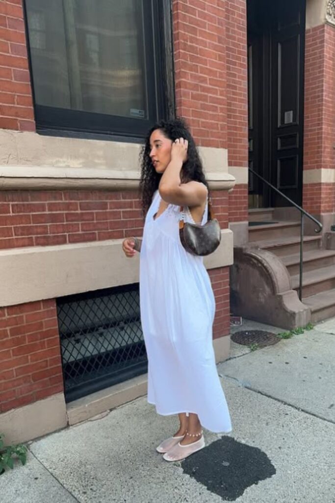 Stay effortlessly stylish with mesh ballet flats outfit ideas—light, breathable looks perfect for warm days and casual chic vibes.
