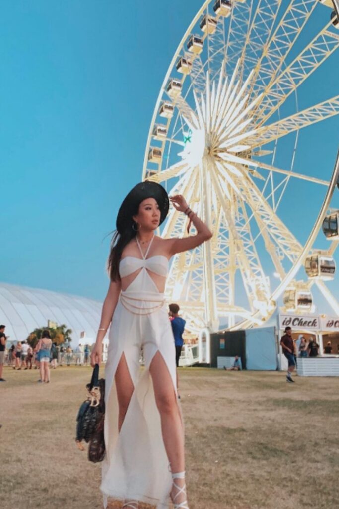 Get festival-ready with the best Coachella outfit ideas—boho looks, edgy styles, and statement pieces perfect for the desert vibe. Outfit Coachella, Coachella Outfit Aesthetic, Jennie Coachella Outfit, Coachella Festival Outfit, Coachella Outfit Ideas Women, Coachella Party Outfit, Coachella Outfit Ideas Bohemian, Coachella Outfit Plus Size, Coachella Outfit Boho, Coachella Cowgirl Outfit, Pink Coachella Outfit, Modest Coachella Outfit