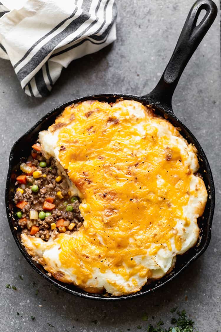 Looking for easy dinner ideas? These 24 ground beef recipes are quick, flavorful, and perfect for busy weeknights—think tacos, soups, casseroles, and cozy skillet meals. Ground Beef Recipes For Dinner, Ground Beef Dinner Recipes, Easy Ground Beef Dinner Recipes, Ground Beef Recipes For Dinner Healthy, Dinner Recipes With Ground Beef, Healthy Ground Beef Recipes For Dinner, Quick And Easy Dinner Recipes With Ground Beef, Dinner Recipes Ground Beef, Easy Dinner Recipes With Ground Beef