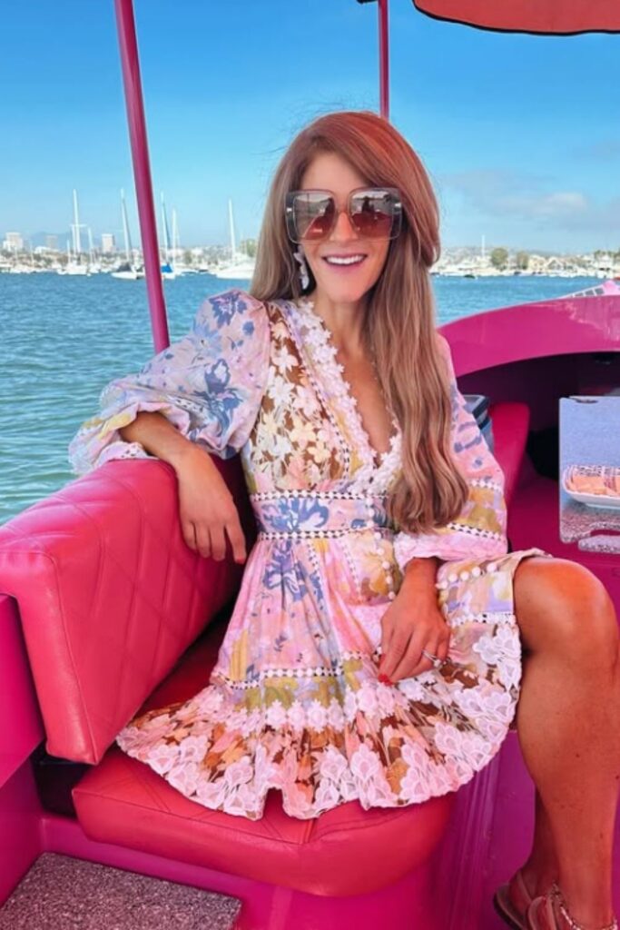 Plan the perfect vacation wardrobe with stylish cruise outfits—chic looks for days at sea, excursions, and elegant dinners. Cruise Outfits For Women, Cruise Outfits Black Women, Disney Cruise Outfits, Cruise Ship Outfits, Alaskan Cruise Outfits, Summer Cruise Outfits, Plus Size Cruise Outfits, Cute Cruise Outfits, Caribbean Cruise Outfits, Boat Cruise Outfits For Women, Cruise Vacation Outfits, Bahamas Cruise Outfits, River Cruise Outfits, Winter Cruise Outfits
