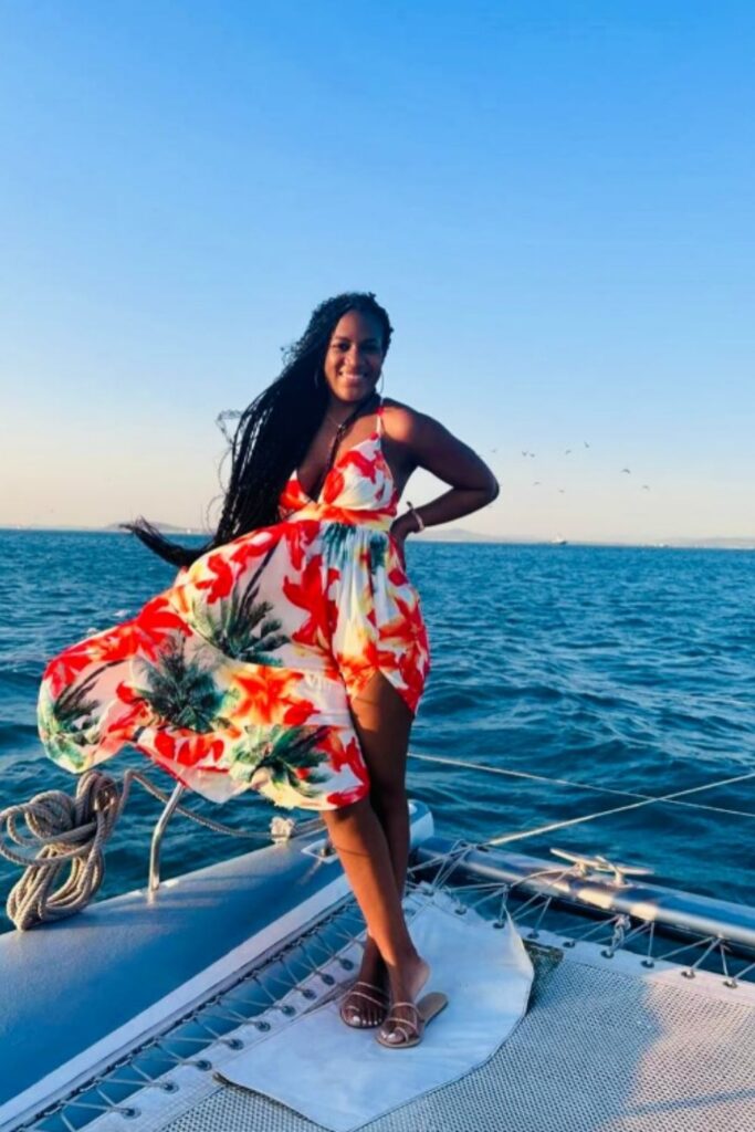 Plan the perfect vacation wardrobe with stylish cruise outfits—chic looks for days at sea, excursions, and elegant dinners. Cruise Outfits For Women, Cruise Outfits Black Women, Disney Cruise Outfits, Cruise Ship Outfits, Alaskan Cruise Outfits, Summer Cruise Outfits, Plus Size Cruise Outfits, Cute Cruise Outfits, Caribbean Cruise Outfits, Boat Cruise Outfits For Women, Cruise Vacation Outfits, Bahamas Cruise Outfits, River Cruise Outfits, Winter Cruise Outfits