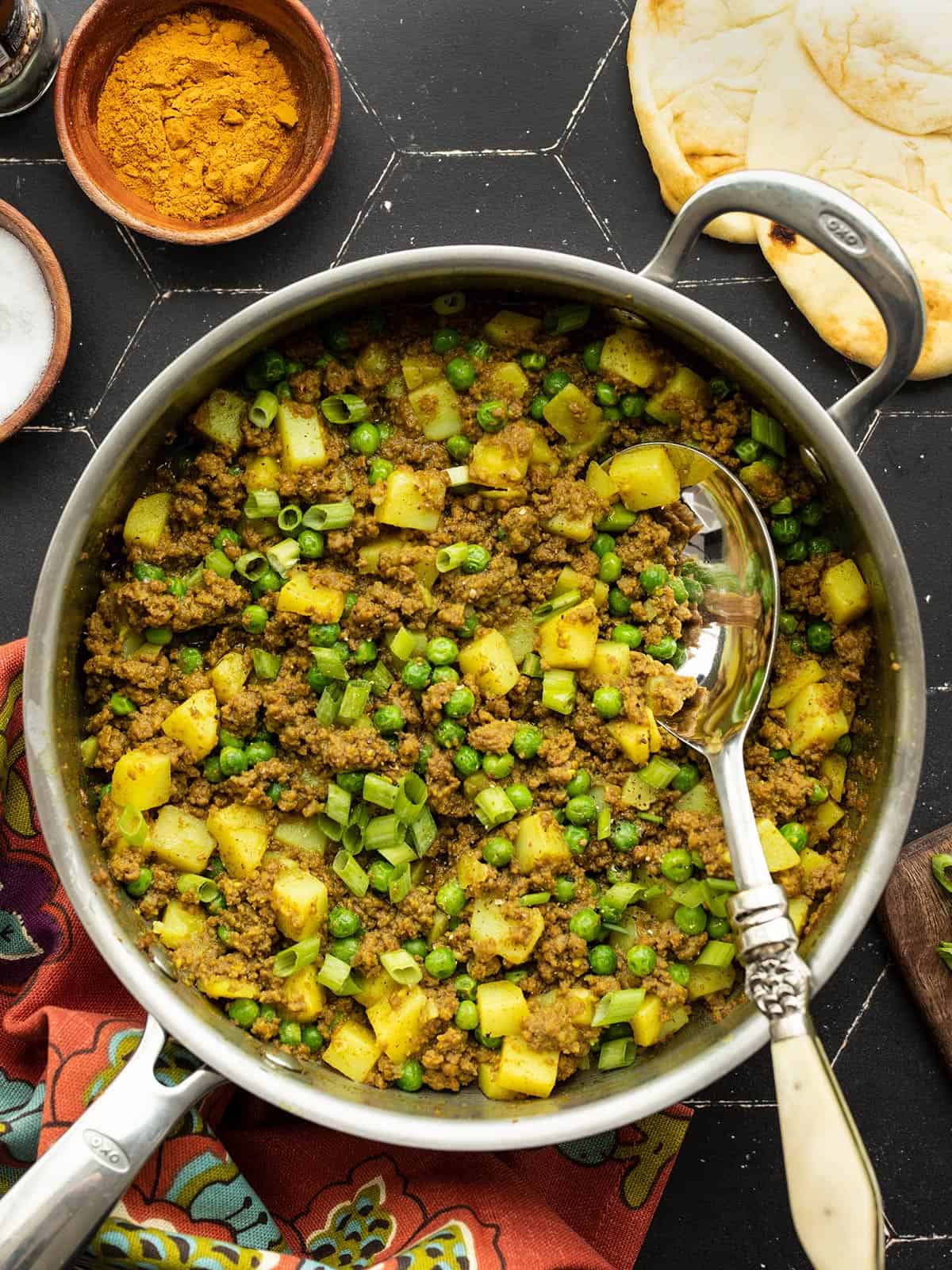 Easy and flavorful ground beef recipes perfect for weeknight dinners—quick prep, minimal cleanup, and loaded with comforting, satisfying flavors. Ground Beef Recipes, Recipes With Ground Beef, Ground Beef Recipes For Dinner Easy, Recipes With Ground Beef, Easy Ground Beef Recipes, Ground Beef Casserole Recipes, Ground Beef Crockpot Recipes, Ground Beef Dinner Recipes, Ground Beef And Potato Recipes, Ground Beef And Rice Recipes, Ground Beef Pasta Recipes, Keto Ground Beef Recipes