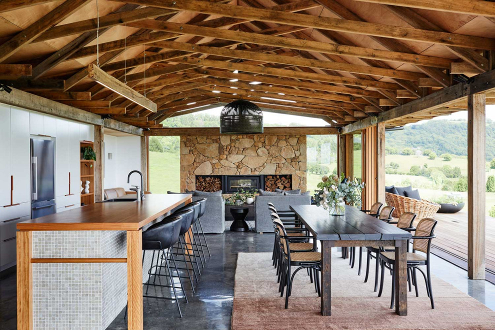 Charming farmhouse kitchen ideas to inspire your dream space. From rustic wood beams to cozy open shelving, get tips and stunning design inspiration. Rustic Farmhouse Kitchen, Old Farmhouse Kitchen Ideas, Farmhouse Kitchen Decor, Modern Farmhouse Kitchen, Small Farmhouse Kitchen, Moody, Farmhouse Kitchen Island, Farmhouse Kitchen Cabinets, Farmhouse Kitchen Design, Farmhouse Kitchen Table, European Farmhouse Kitchen, Coastal Farmhouse Kitchen, Country Kitchen Ideas Farmhouse Style