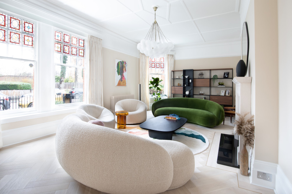 Get inspired with stylish green couch living room ideas! From modern minimalism to cozy vintage charm, discover how to decorate around a bold green sofa for a beautiful, inviting space. Olive Green Couch Living Room Ideas, Dark Green Couch Living Room Ideas, Living Room With Green Couch, Emerald Green Couch Living Room Ideas, Green Couch Living Room Colour Schemes, Sage Green Couch Living Room, Green Velvet Couch Living Room Ideas, Olive Green, Aesthetic, Light Green