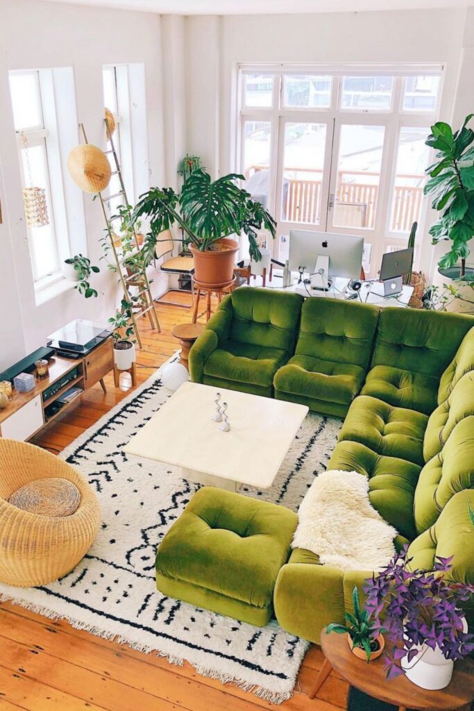 Get inspired with stylish green couch living room ideas! From modern minimalism to cozy vintage charm, discover how to decorate around a bold green sofa for a beautiful, inviting space. Olive Green Couch Living Room Ideas, Dark Green Couch Living Room Ideas, Living Room With Green Couch, Emerald Green Couch Living Room Ideas, Green Couch Living Room Colour Schemes, Sage Green Couch Living Room, Green Velvet Couch Living Room Ideas, Olive Green, Aesthetic, Light Green