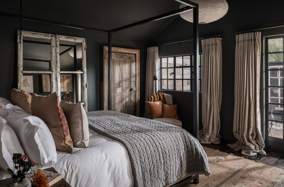 Get inspired with these stunning grey bedroom ideas! From cozy retreats to modern minimalist spaces, discover stylish ways to decorate with grey for a chic, calming bedroom makeover. Grey Bedroom Ideas, Grey Bedroom Decor, Pink And Grey Bedroom, Grey And White Bedroom Ideas, Grey Room Ideas Bedroom, Grey Headboard Bedroom, White And Grey Bedroom, Black And Grey Bedroom Ideas, Black And Grey Bedroom, Black White And Grey Bedroom Ideas, Grey Headboard Bedroom Ideas Decor