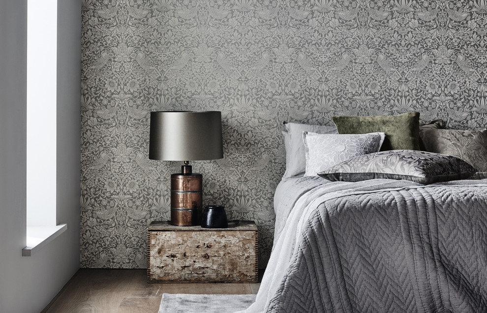 Get inspired with these stunning grey bedroom ideas! From cozy retreats to modern minimalist spaces, discover stylish ways to decorate with grey for a chic, calming bedroom makeover. Grey Bedroom Ideas, Grey Bedroom Decor, Pink And Grey Bedroom, Grey And White Bedroom Ideas, Grey Room Ideas Bedroom, Grey Headboard Bedroom, White And Grey Bedroom, Black And Grey Bedroom Ideas, Black And Grey Bedroom, Black White And Grey Bedroom Ideas, Grey Headboard Bedroom Ideas Decor