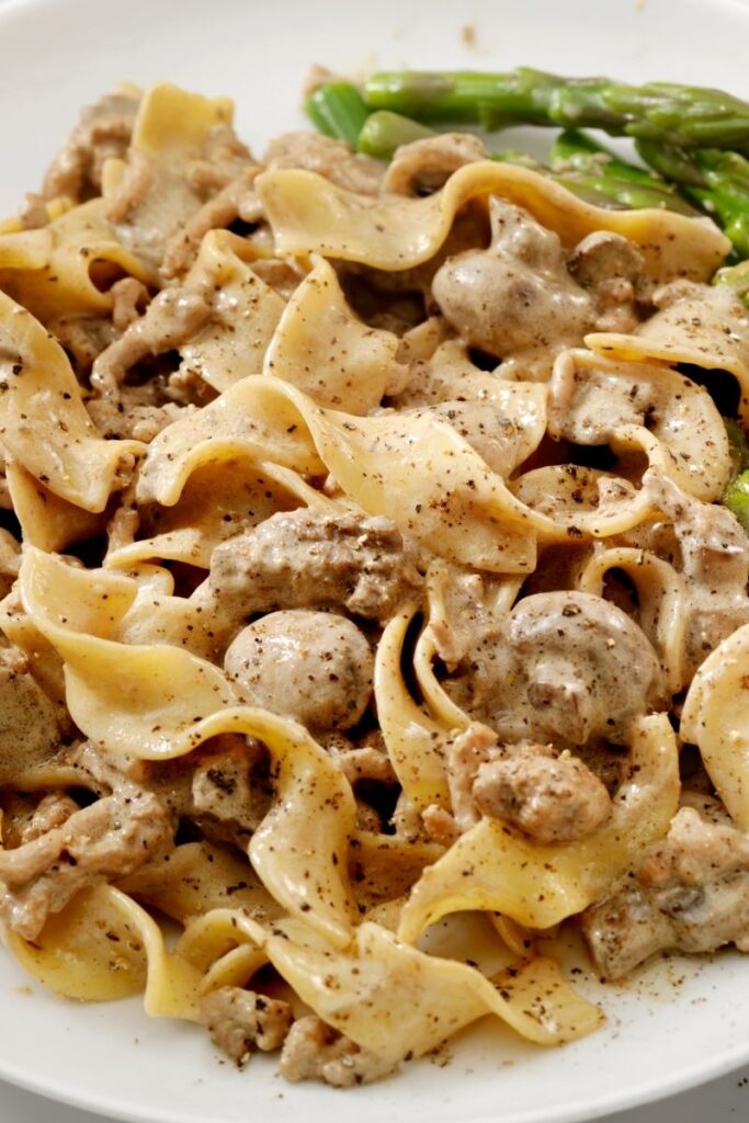 Looking for easy dinner ideas? These 24 ground beef recipes are quick, flavorful, and perfect for busy weeknights—think tacos, soups, casseroles, and cozy skillet meals. Ground Beef Recipes For Dinner, Ground Beef Dinner Recipes, Easy Ground Beef Dinner Recipes, Ground Beef Recipes For Dinner Healthy, Dinner Recipes With Ground Beef, Healthy Ground Beef Recipes For Dinner, Quick And Easy Dinner Recipes With Ground Beef, Dinner Recipes Ground Beef, Easy Dinner Recipes With Ground Beef