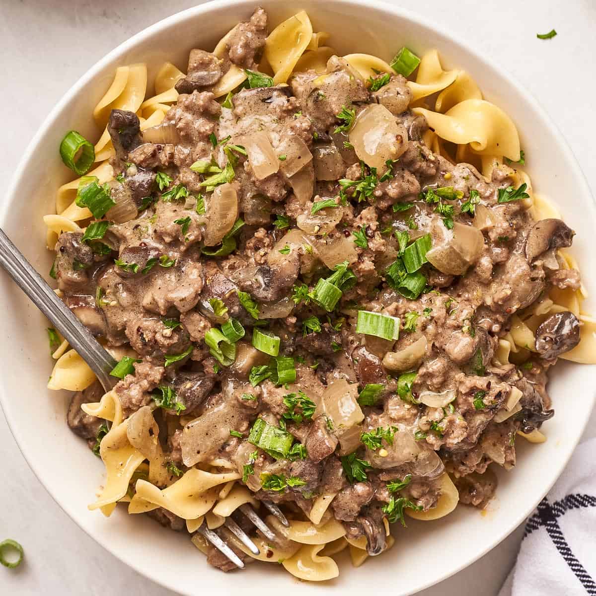 Looking for easy dinner ideas? These 24 ground beef recipes are quick, flavorful, and perfect for busy weeknights—think tacos, soups, casseroles, and cozy skillet meals. Ground Beef Recipes For Dinner, Ground Beef Dinner Recipes, Easy Ground Beef Dinner Recipes, Ground Beef Recipes For Dinner Healthy, Dinner Recipes With Ground Beef, Healthy Ground Beef Recipes For Dinner, Quick And Easy Dinner Recipes With Ground Beef, Dinner Recipes Ground Beef, Easy Dinner Recipes With Ground Beef