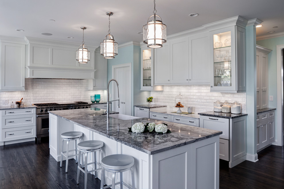 Stylish kitchen pendant lights over island ideas to transform your space. Get inspired with tips, trends, and real home examples for a gorgeous, functional kitchen. Kitchen Pendant Lights Over Island, Glass Pendant Lights Over Kitchen Island, Gold Pendant Lights Over Kitchen Island, Large Pendant Lights Over Kitchen Island, Brass Pendant Lights Over Kitchen Island, Two Pendant Lights Over Kitchen Island, Black Kitchen Pendant Lights Over Island, Kitchen Pendant Lights Over Island Ideas