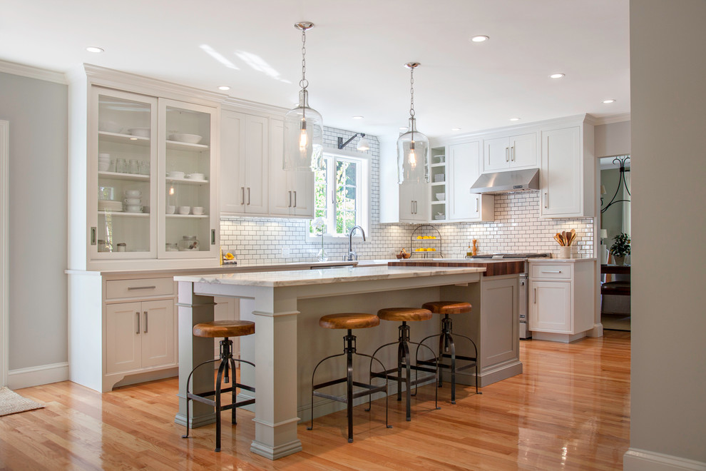 Stylish kitchen pendant lights over island ideas to transform your space. Get inspired with tips, trends, and real home examples for a gorgeous, functional kitchen. Kitchen Pendant Lights Over Island, Glass Pendant Lights Over Kitchen Island, Gold Pendant Lights Over Kitchen Island, Large Pendant Lights Over Kitchen Island, Brass Pendant Lights Over Kitchen Island, Two Pendant Lights Over Kitchen Island, Black Kitchen Pendant Lights Over Island, Kitchen Pendant Lights Over Island Ideas