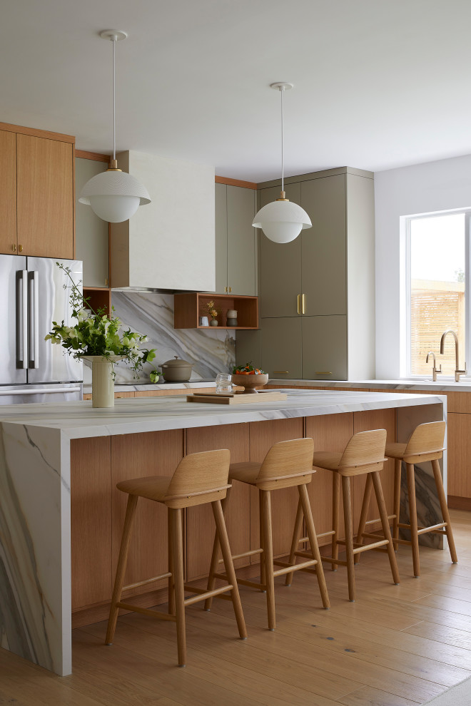 Explore beautiful Scandinavian kitchen ideas that blend minimalist style with cozy charm. Get inspired by real designs featuring light woods, clean lines, and clever storage solutions! , Scandinavian Kitchen Design, Modern Scandinavian Kitchen, Scandinavian Interior Kitchen, Scandinavian Kitchen Ideas, Small Scandinavian Kitchen, Kitchen Inspiration Scandinavian, White Kitchen Ideas Scandinavian, Scandinavian Kitchen Cabinets, Scandinavian Farmhouse Kitchen, Scandinavian Kitchen Island