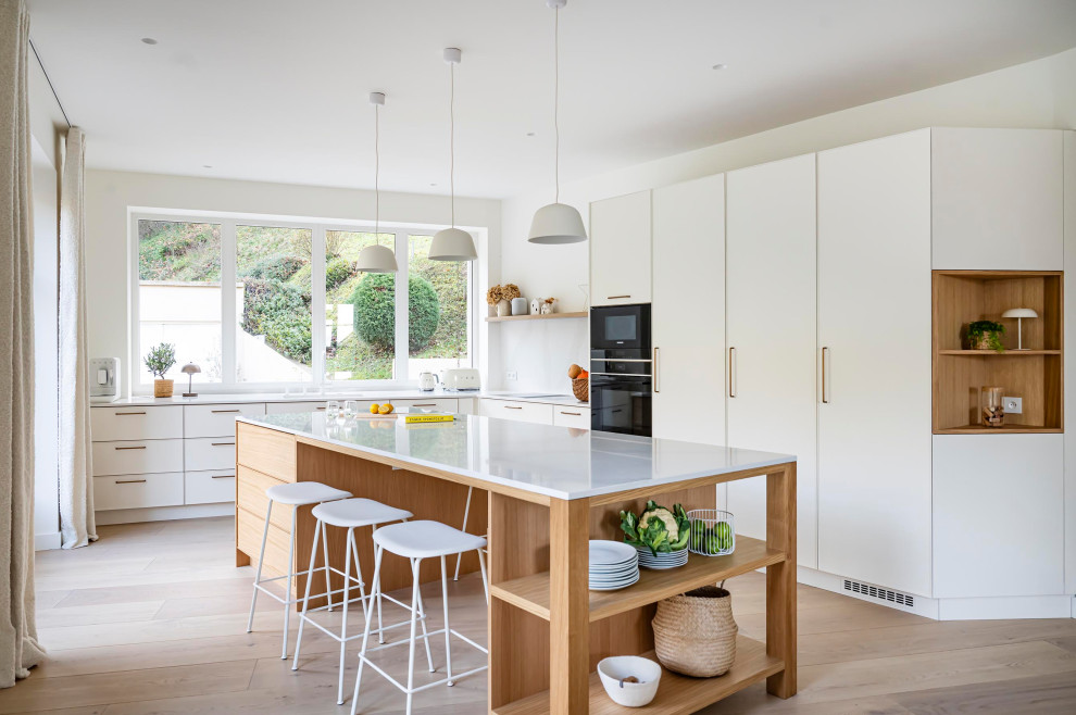 Explore beautiful Scandinavian kitchen ideas that blend minimalist style with cozy charm. Get inspired by real designs featuring light woods, clean lines, and clever storage solutions! , Scandinavian Kitchen Design, Modern Scandinavian Kitchen, Scandinavian Interior Kitchen, Scandinavian Kitchen Ideas, Small Scandinavian Kitchen, Kitchen Inspiration Scandinavian, White Kitchen Ideas Scandinavian, Scandinavian Kitchen Cabinets, Scandinavian Farmhouse Kitchen, Scandinavian Kitchen Island