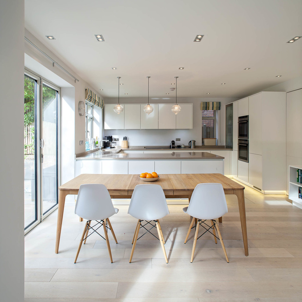 Explore beautiful Scandinavian kitchen ideas that blend minimalist style with cozy charm. Get inspired by real designs featuring light woods, clean lines, and clever storage solutions! , Scandinavian Kitchen Design, Modern Scandinavian Kitchen, Scandinavian Interior Kitchen, Scandinavian Kitchen Ideas, Small Scandinavian Kitchen, Kitchen Inspiration Scandinavian, White Kitchen Ideas Scandinavian, Scandinavian Kitchen Cabinets, Scandinavian Farmhouse Kitchen, Scandinavian Kitchen Island