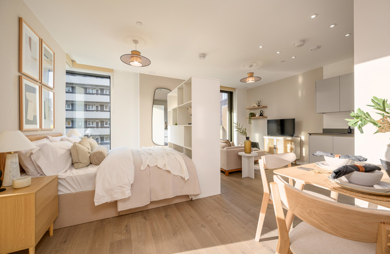 Discover small apartment decorating ideas with real-life inspiration, styling tips, and clever design tricks to transform your space into a stylish, functional home. Small Studio Apartment Decorating, Small Apartment Decorating Living Room, Small Apartment Decorating Cozy, Small Living Room Decorating Ideas Apartment, Small Apartment Decorating On A Budget, Living Room Dining Room Combo Small Apartment Decorating Ideas, Small Rental Apartment Decorating