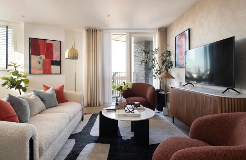 Stylish small apartment living room ideas that blend functionality with flair. Get inspired by real-life spaces, smart decor tips, and cozy layout solutions perfect for compact homes. Small Living Room Ideas Apartment, Small Living Room Ideas Apartment Cozy, Small Apartment Decorating Living Room, Living Room Layout, Small Apartment Living Room Ideas, Small Living Room Decorating Ideas Apartment, Small Apartment Inspiration Living Room, Living Room Designs Small Spaces Apartment Decor, Budget
