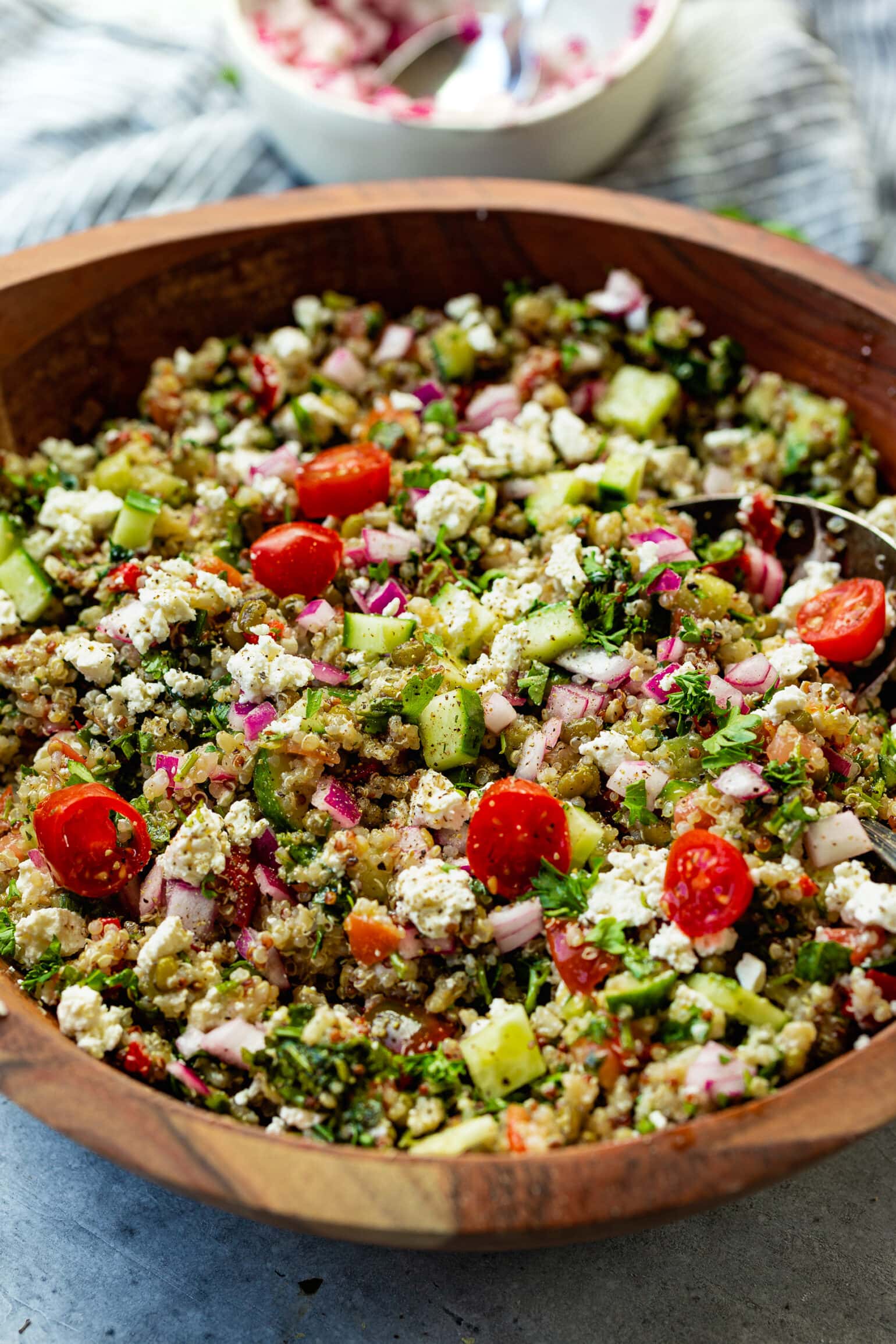 Fresh, easy, and packed with flavor—these summer dinner recipes are perfect for warm nights! From grilled chicken to vibrant pasta salads, find your next go-to meal here. Healthy Summer Dinner Recipes, Summer Dinner Recipes, Summer Recipes Dinner, Light Summer Dinner Recipes, Light Summer Dinner Recipes, Summer Recipes Dinner Easy, Summer Salad Recipes Dinner, Summer Dinner Recipes For Family, Fast Summer Dinner Recipes, Summer Dinner Recipes Grill